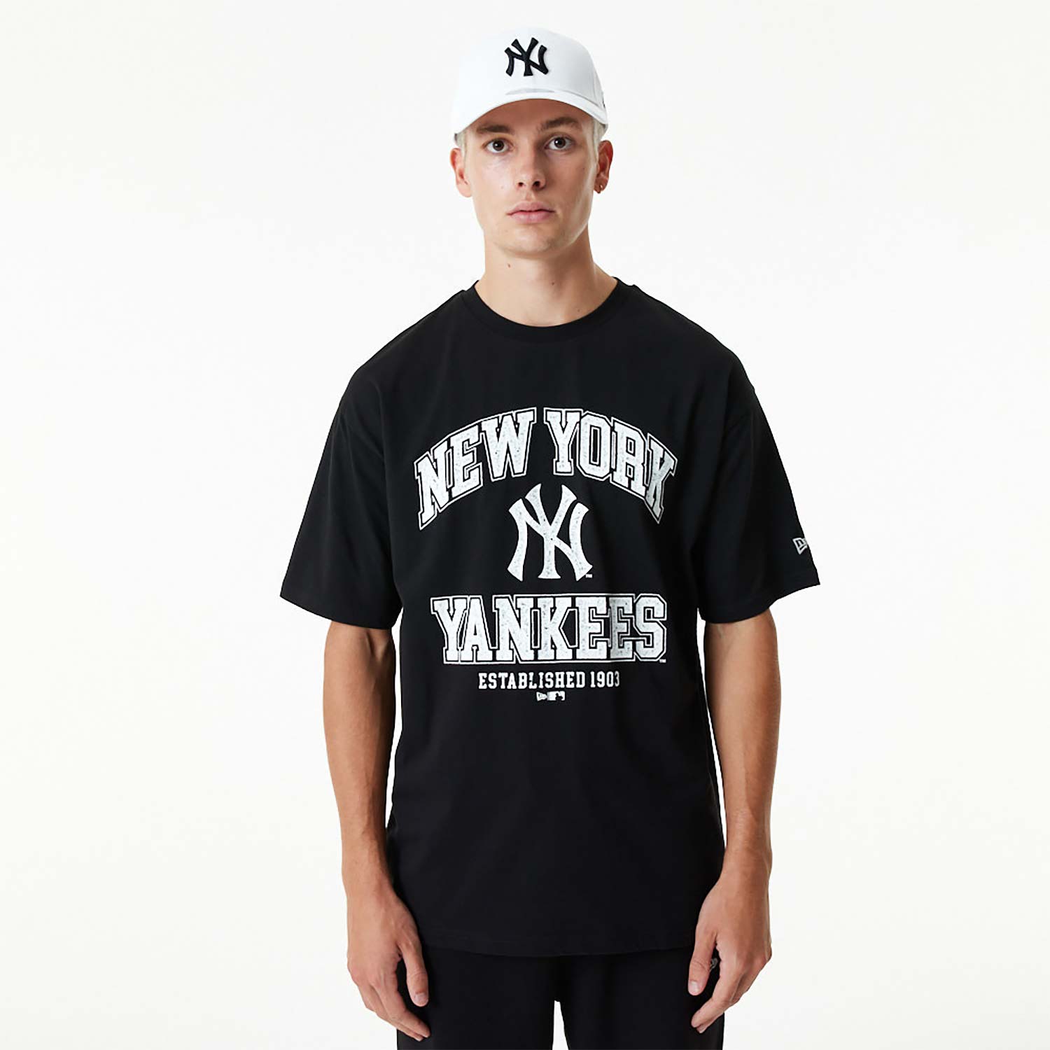 New York Yankees Legends black t-shirt